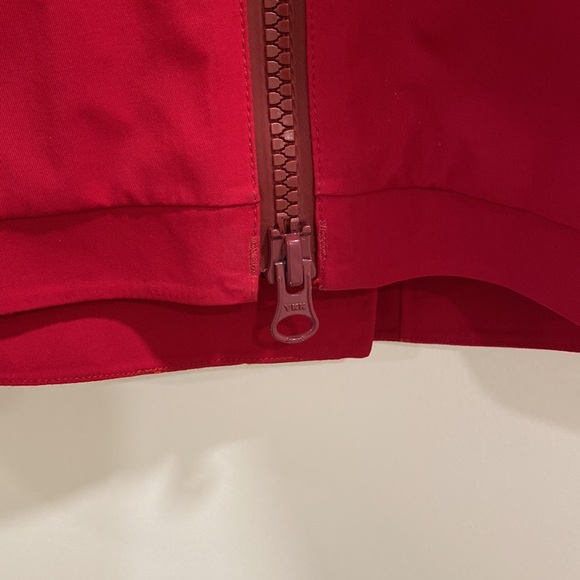 Lululemon Rain Coat - Picture 4 of 7